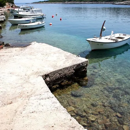 Basina 8754b Lägenhet Jelsa (Hvar)
